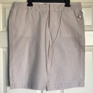 💜New GAP khaki and white shorts 💜 SALE 3 for $15